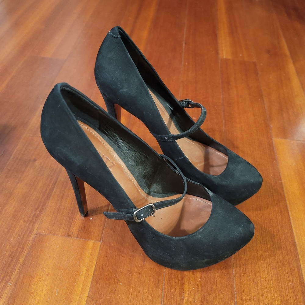 Schutz suede platform pump